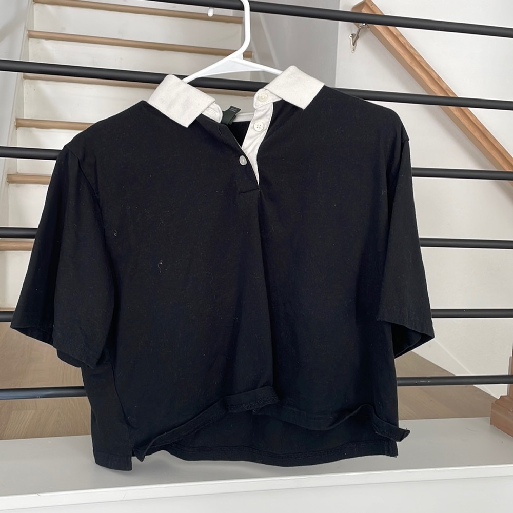 Black crop top